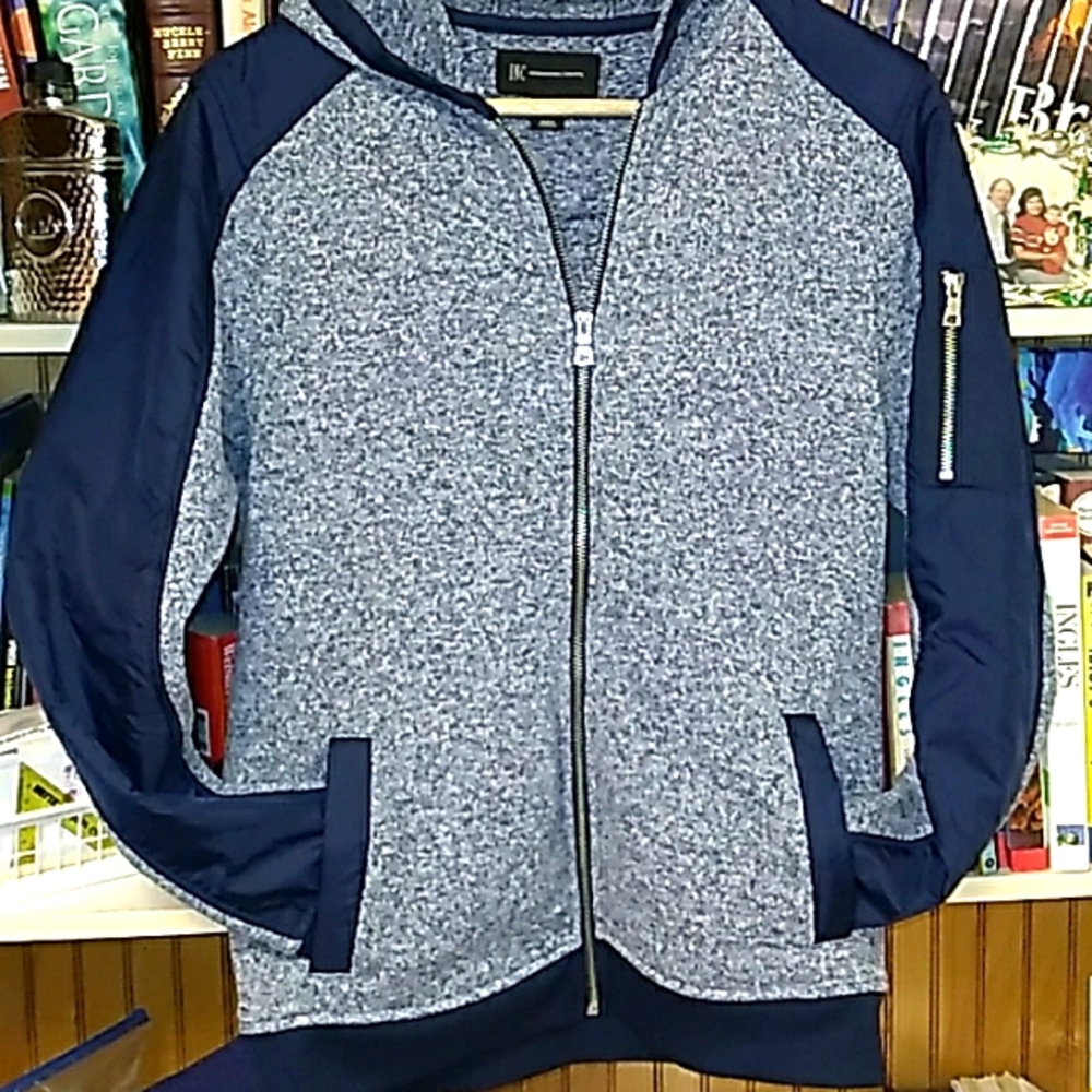 I-N-C men's Outwear warm Cardigan sweater size S blue &gray colors.